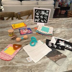 The Charmer Play Kit - Lovevery Month 3-4 GUC